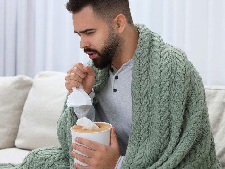 Derfor ville en narcissist droppe dig koldt, når du bliver syg