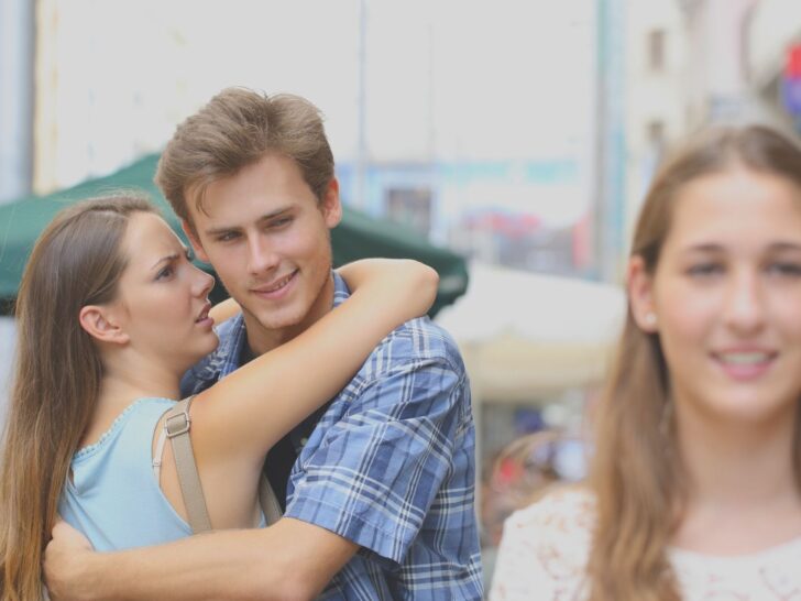 8 grunde til, at en utro mand alligevel ikke forlader sin kone
